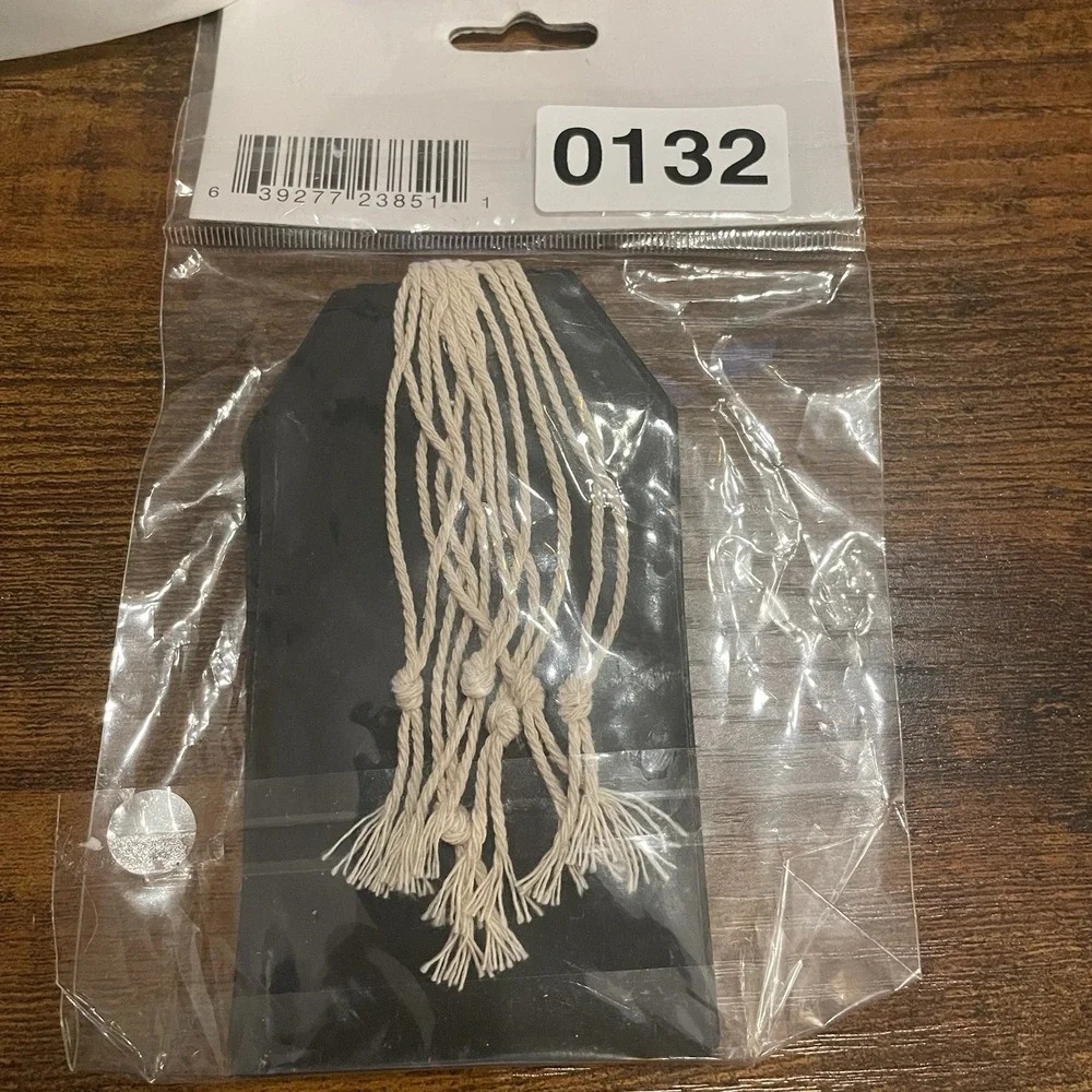 🐝Chalkboard Chalk Board Tags-6 Count- approx. 4-3/8 in x 2 in#️⃣0132